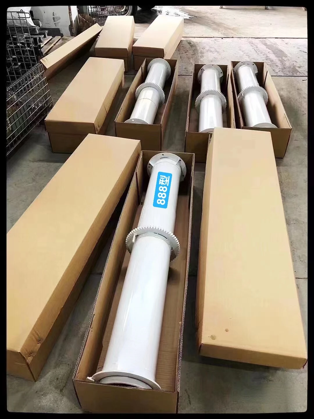 Harvester Accessories Elevated Anti-Aircraft Gun Station Vertical Vertical Horizontal Spiral Tube Cartridge Case Vertical Tube