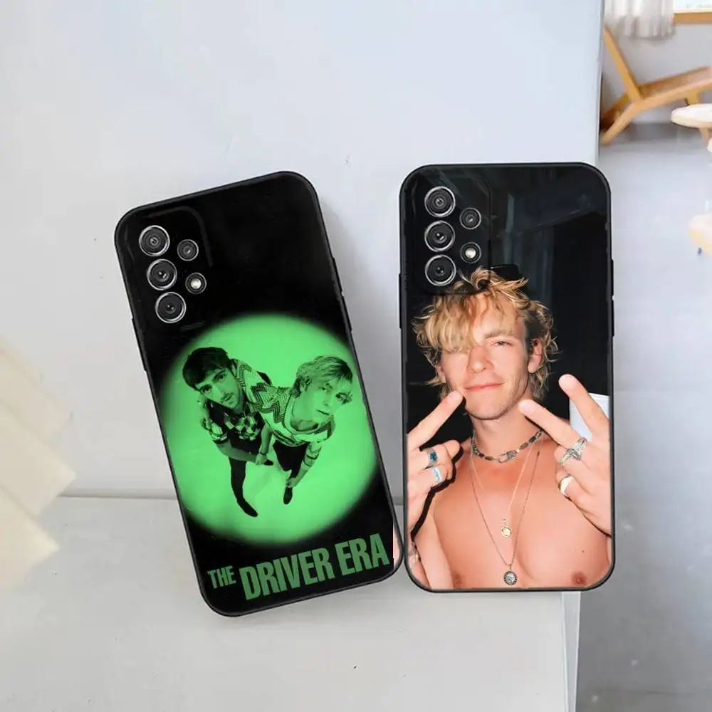 

The D-Driver Era Girlfriend Phone Case For Samsung S25,S24 Ultra,S20,S30 plus,S22 plus,S23,S30 ultra 5G Silicone Cover