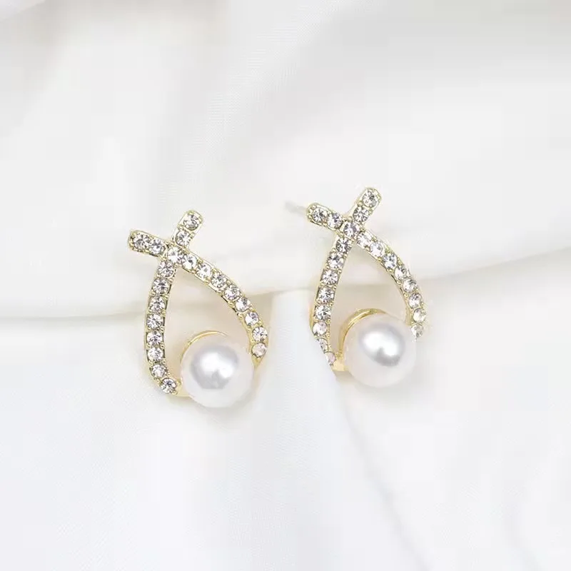 Simple Gold Color Metal Cross Earrings Fashion Triangular Imitation Pearl Earrings For Women Retro Jewelry Classic Earrings