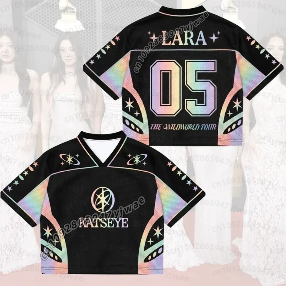 26 Sommer Purple Flame KATSEYE The Wild World Tour, gemischtes Mesh-Trikot, Merchandise, Geschenk für Manon-Fans, Trikot, T-Shirt für Kinder und Eltern. – Detail 7