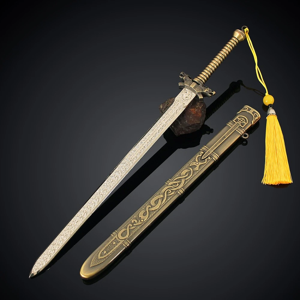 Épée Chongye périphérique de jeu 30cm, modèle d'armes, accessoire de Cosplay, épée célèbre ancienne, artisanat en métal, ornement de bureau, jouets cadeaux pour garçon
