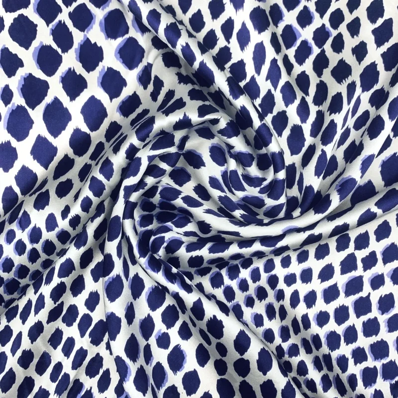 

1 метр 100% шелковый шелк 16 Momme Charmeuse Шелковая ткань Темно-синий леопардовый принт в горошек 140 см, ширина 55 дюймов по дворам JX124