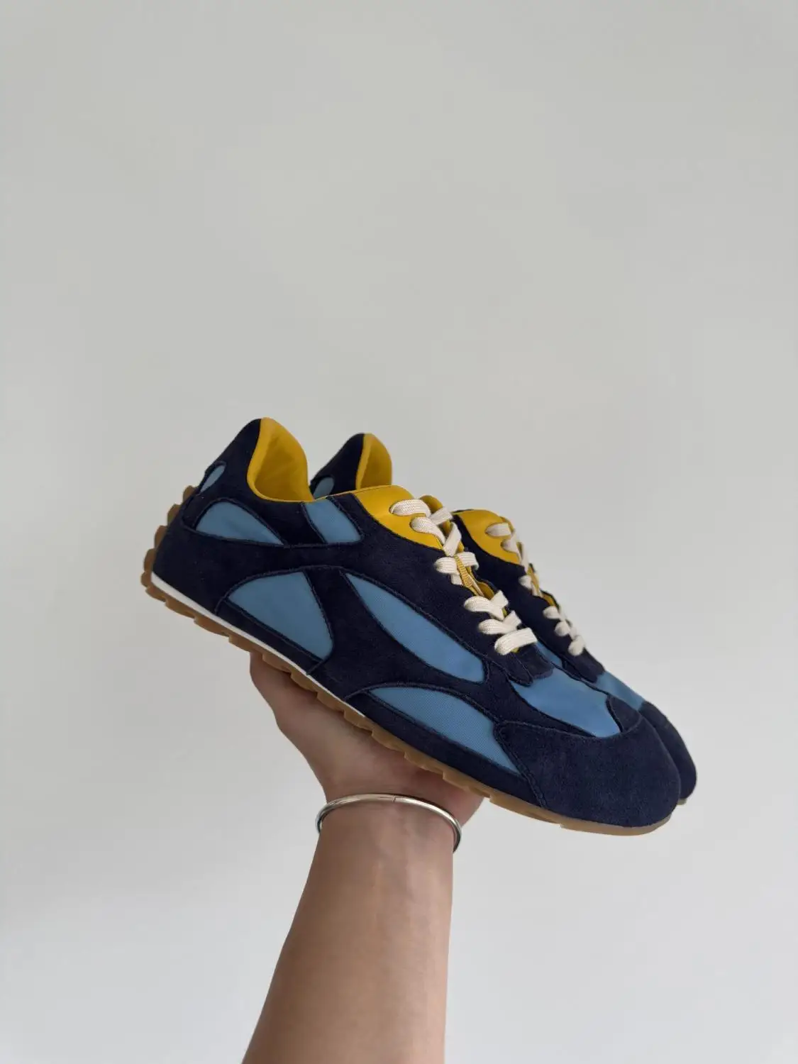 

Unisex Walking Casual Shoes Comfortable, versatile and stylish flat shoes Unisex outdoor walking casual trainers