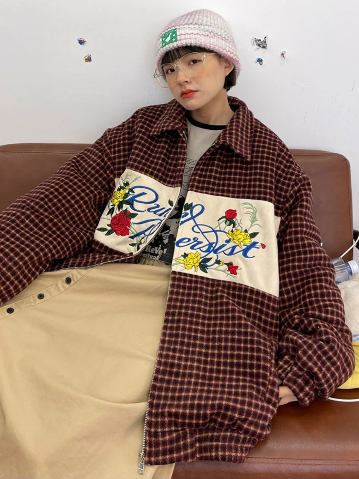 

Flower embroidery patchwork plaid lapel cotton jacket for women 2023 winter new loose bf thickened coats trend