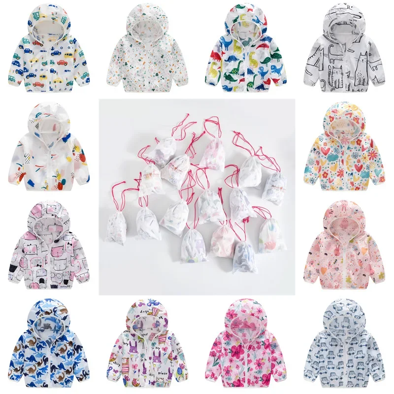 

2023 New Summer Baby Boys Cute Sunscreen Jackets Kids Clothes Toddler Girls Cartoon Print Hooded Cardigan Coats Free Storage Bag