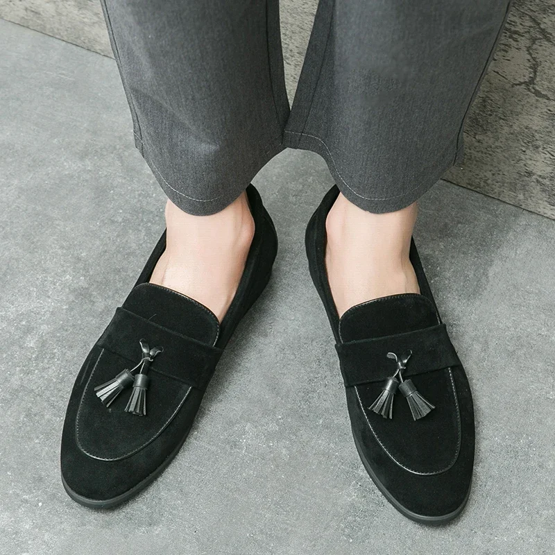 

Comfortable Fashion Casual Male Footwear Mens New Suede Tassels Loafers Classic Men for Wedding Shoes Leather Mens Casual Shoes