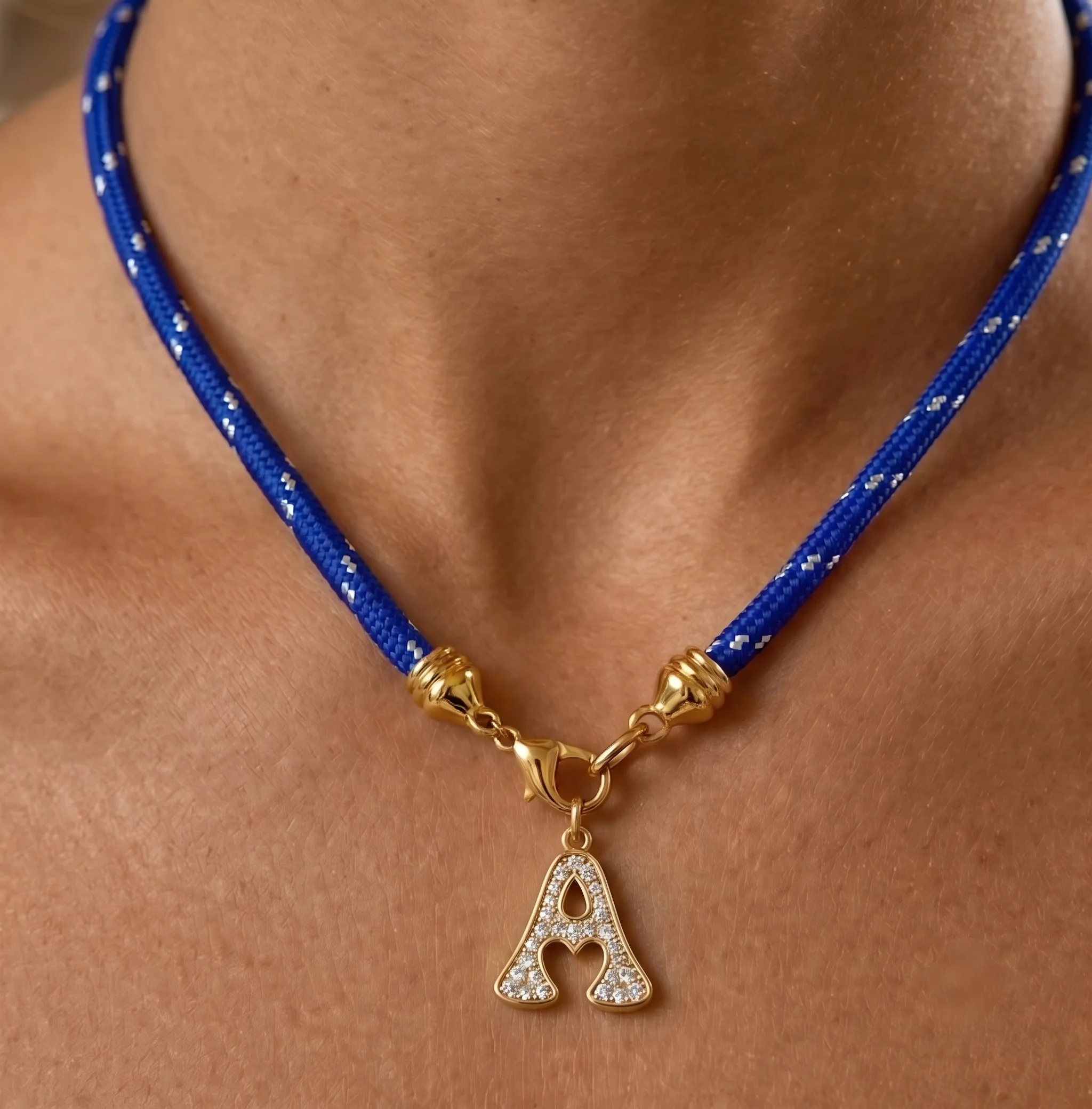 DOREMI DIY Collar con Colgante de Letra Inicial de la A a la Z para Mujer, Gargantilla de Cuerda de Colores, Joyería de Verano, Collar con Micro Letras