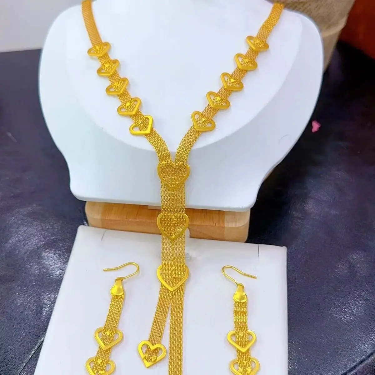 2024 Dubai New 24K placcato oro collana orecchini anello bracciali Set di gioielli per feste di matrimonio per le donne DD10383