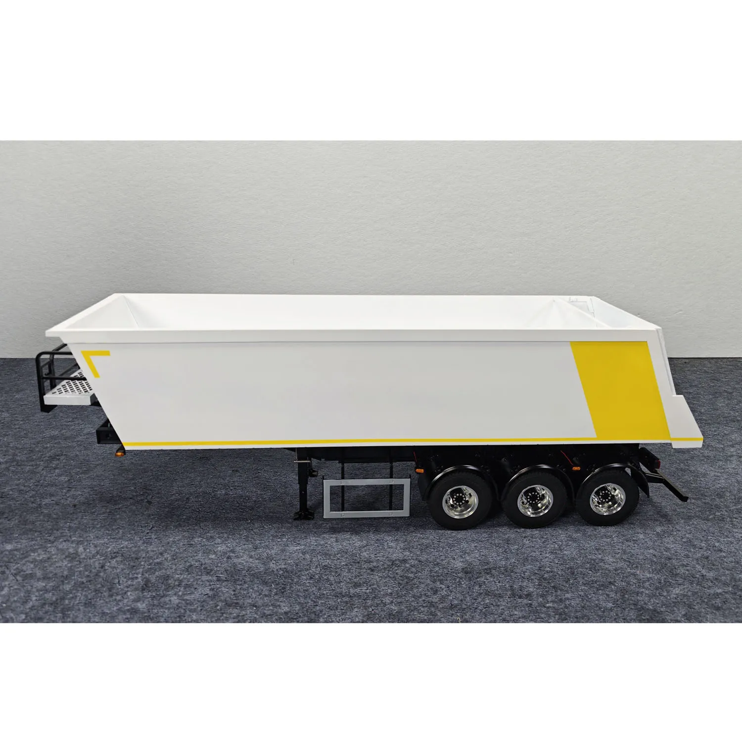 3-osiowy przyczepa hydrauliczna ze stali nierdzewnej z podpórką, systemem oświetlenia do samodzielnego montażu (DIY) w skali 1/14 do zdalnie sterowanych ciężarówek Tamiya.