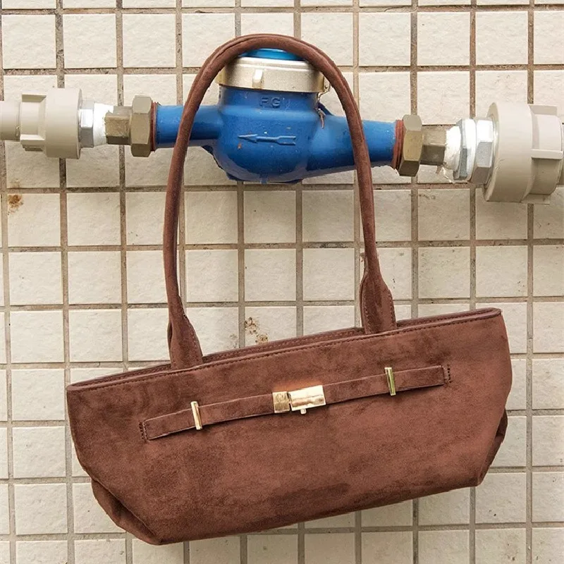 

2025 New Soft Suede Leather Underarm Shoulder Bag for Women Fashion Handbag Design Commuter Crossbody Phone Tote Bags