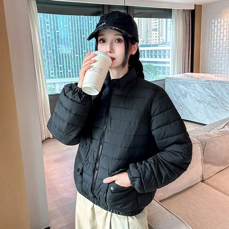 ファッショナブルなショートコットンジャケット女性のスタンドカラー暖かい多用途冬アウター痩身コート中国ブランドコート