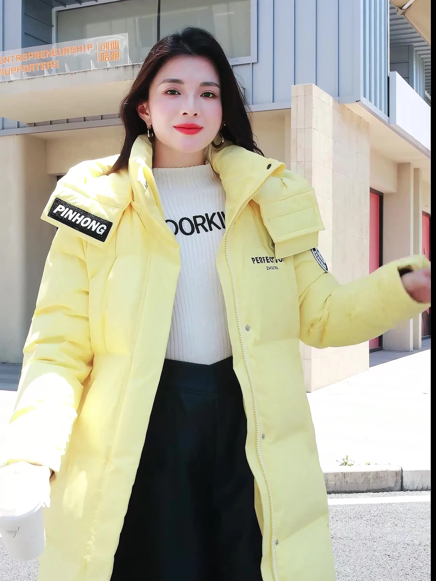 Zhuya Daunenmantel 345 g 95 weiße Entendaunen 2025, neue lange Daunenjacke für Damen, mittellang, über dem Knie dick und warm