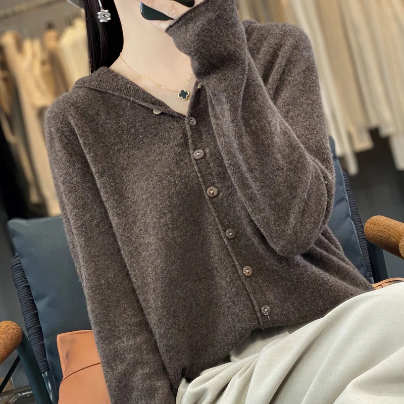 Jesienny damski kardigan z kapturem ze 100% wełny merino, sweter z długim rękawem w jednolitym kolorze, wygodny, miękki top w klasycznym stylu