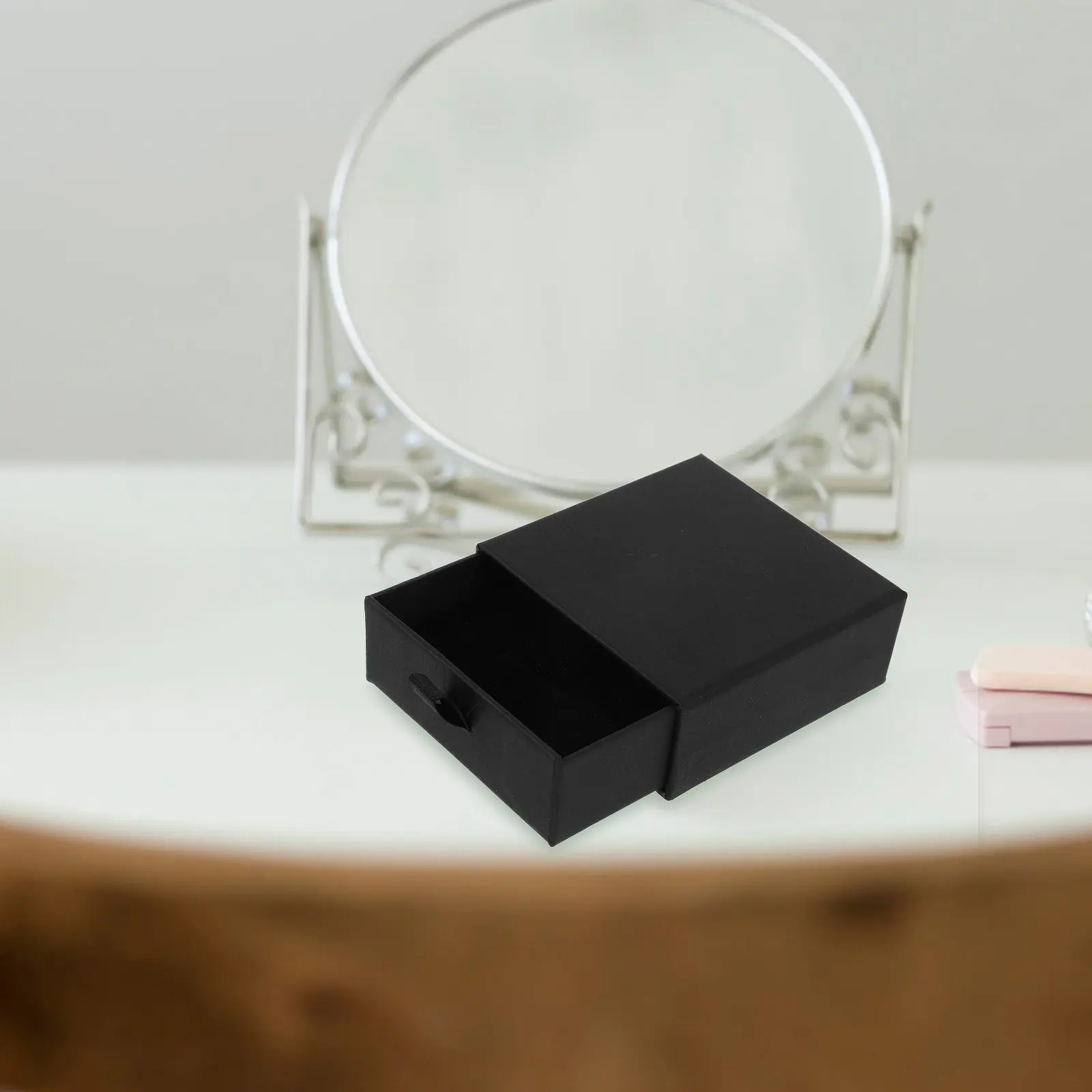 

Набор из 2-х маленьких подарочных коробочек для украшений: бумажные футляры для хранения серег, ожерелий, колец. Компактный и элегантный органайзер для путешествий, идеально подходит для свадеб.