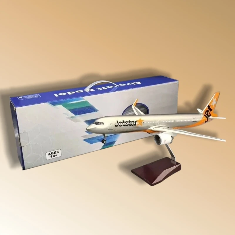 47Cm A321-NEO Jetstar Airways 1/80 Scale Die-Cast Resin Model with Wooden Base and Landing Gear—Collector's Grade Display Piece