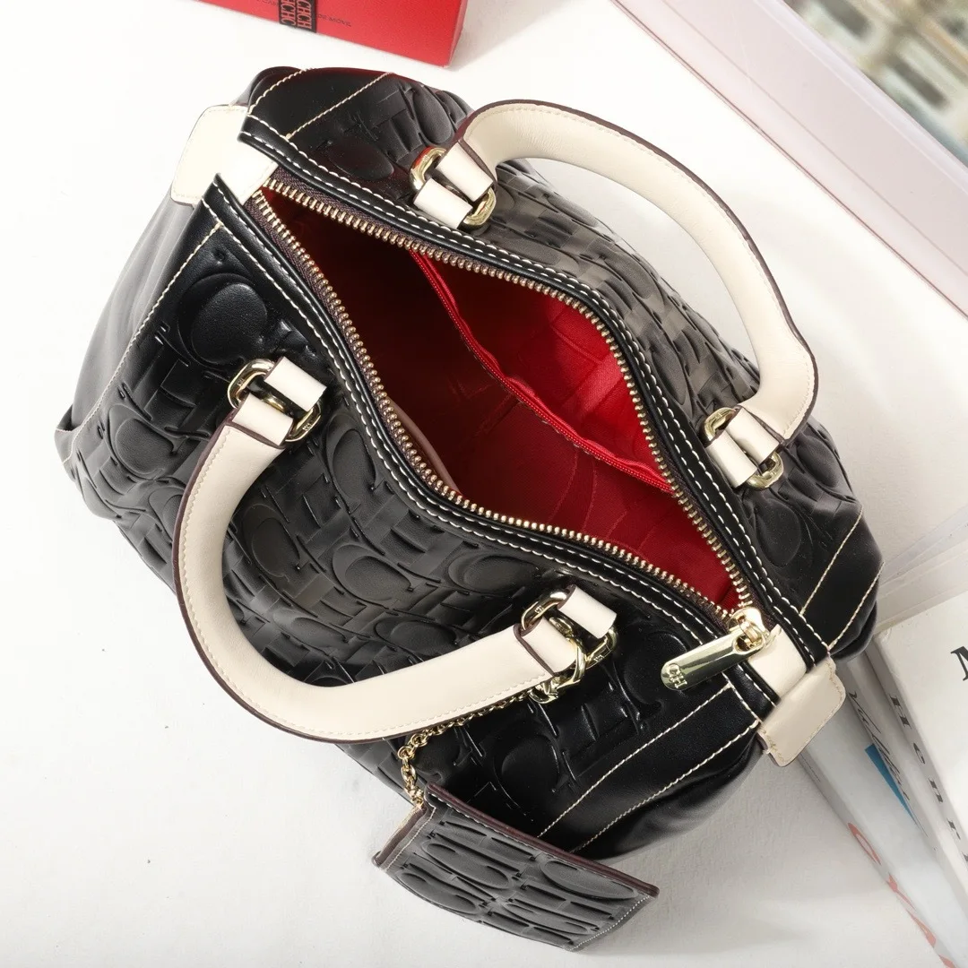 حقيبة جلدية أصلية للنساء حقيبة وسادة كلاسيكية بسيطة تصميم منتفخ ناعم شكل منظم مقبض علوي حقيبة كتف عادية