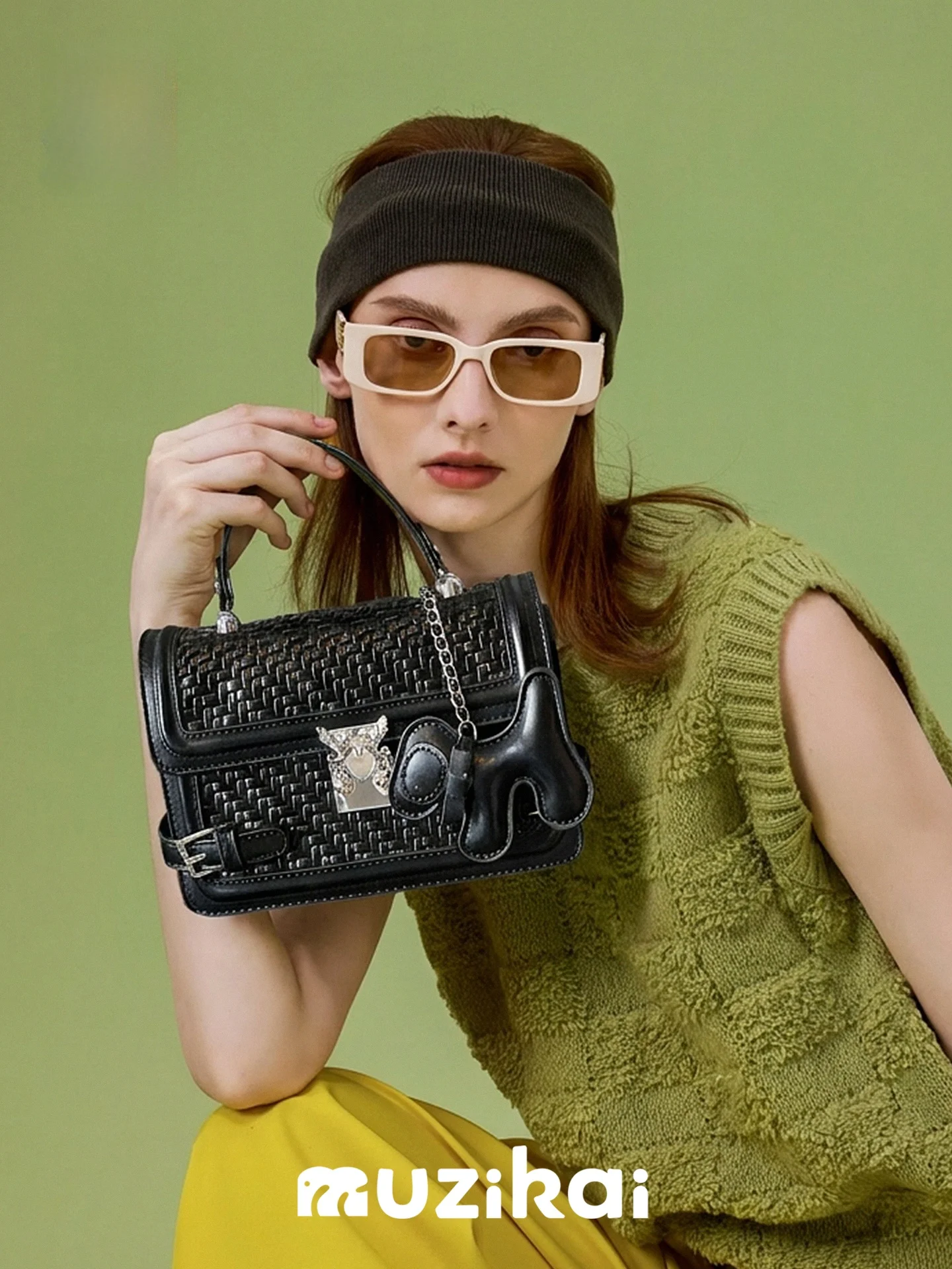 MuziKai Ladies Handbag 2026 New Summer Fashionable Woven Pattern Crossbody Bag Lightweight Portable Soft Handle Square Bag