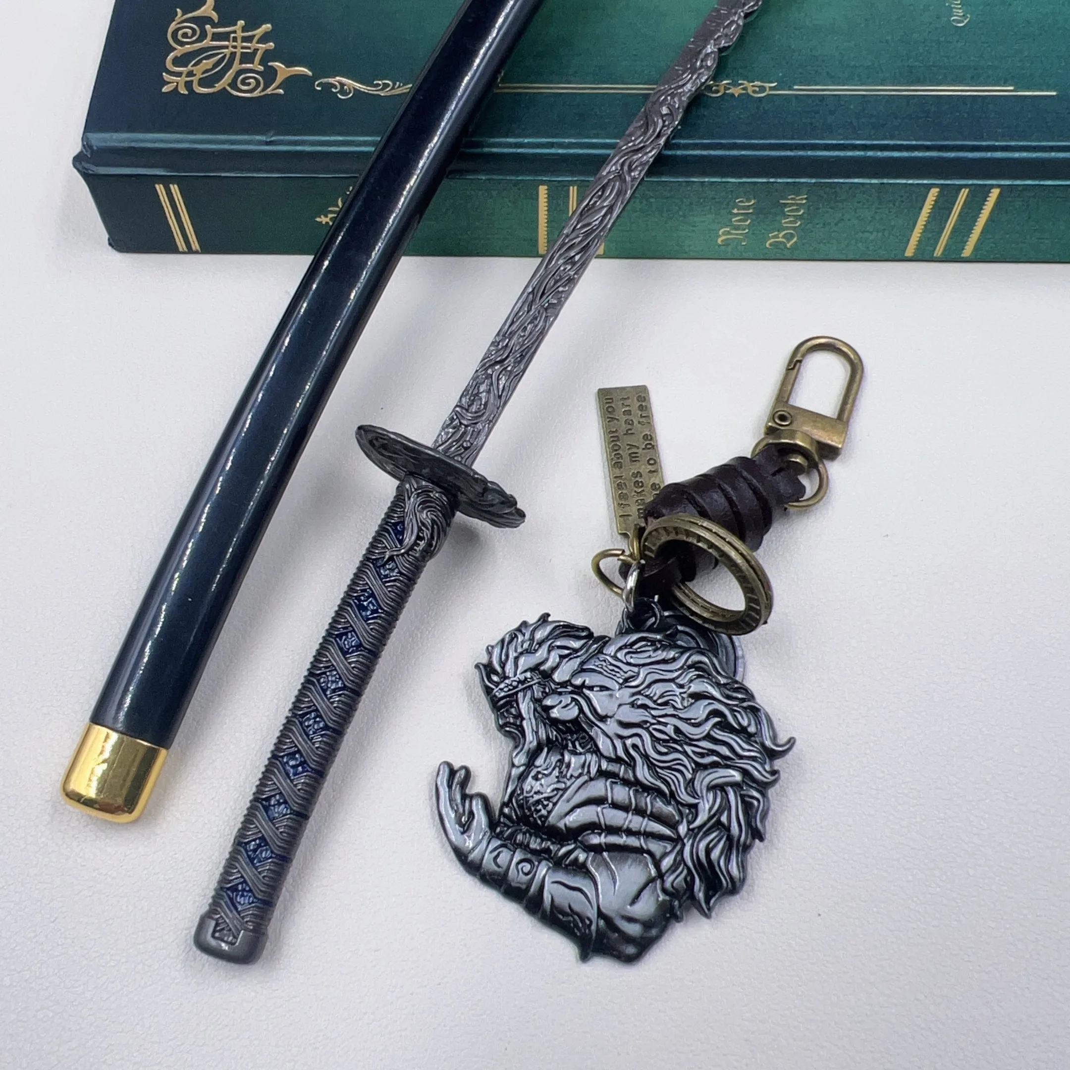 26cm Star Shadow Series Katana Keychain ER Game Peripherals All Metal Rivers of Blood Model for Home Ornaments Crafts Key Ring