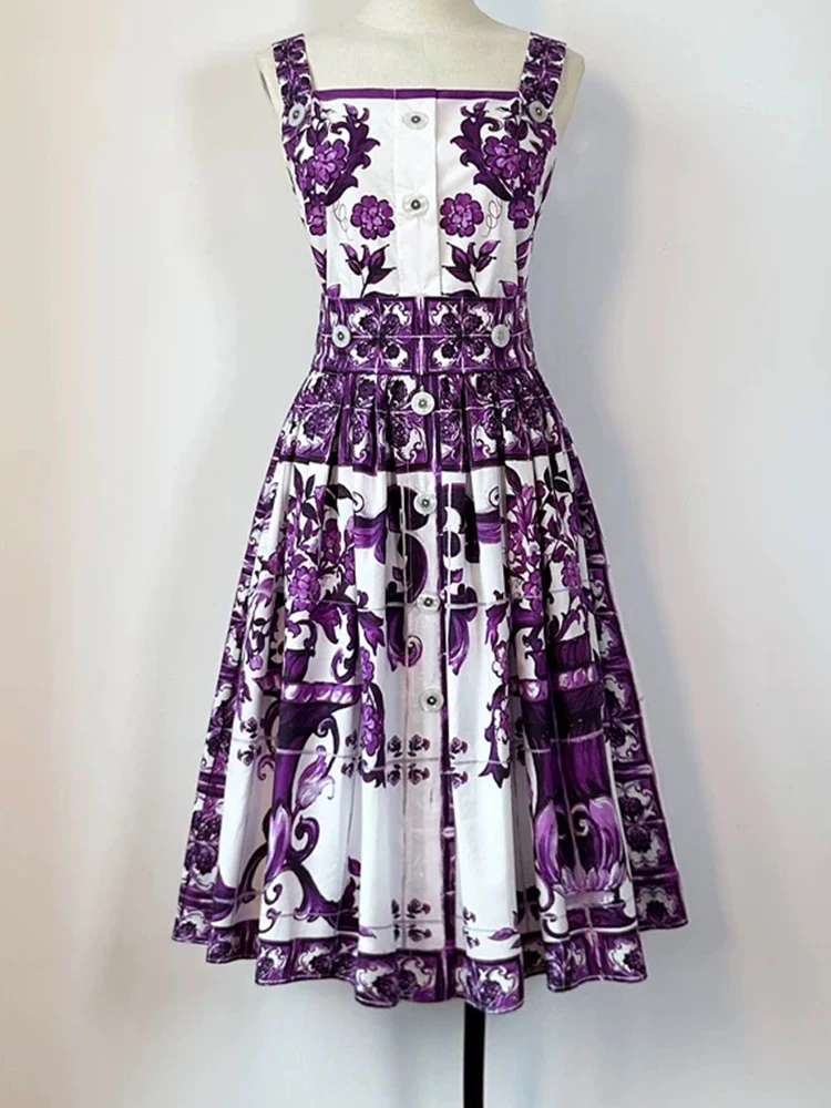 

In the summer of 2025, the new geometric print sexy button backless A-line dress is fashionable and holiday, with long suspender