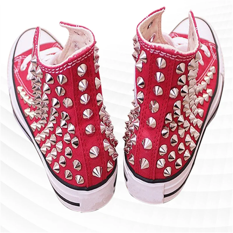 Zapatos de lona rojos creativos punk hip hop con remaches, zapatillas informales con cordones de talla grande para hombres y mujeres 35-46