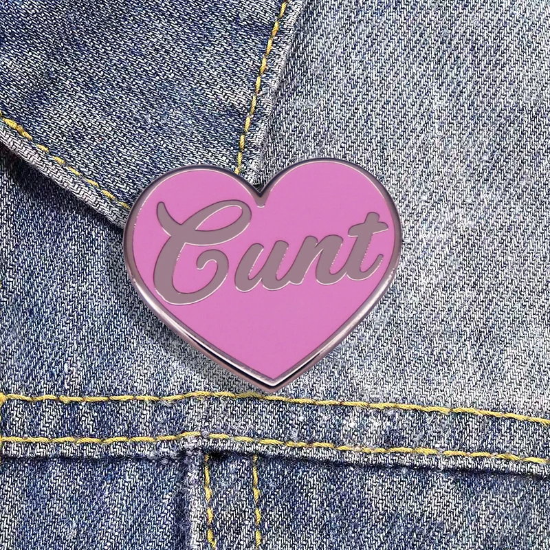 Moda rosa amor esmalte pino requintado casal broche camisa feminina casaco mochila pino exclusivo metal crachá acessórios