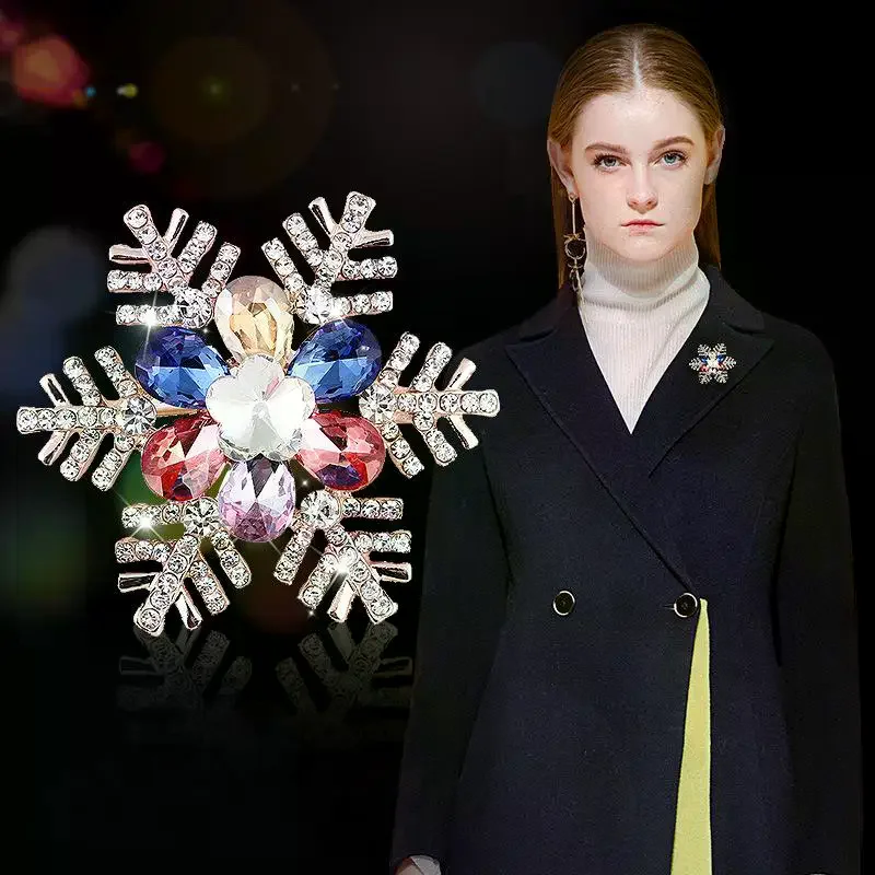 Trendy Rhinestone Snowflake Crystal Flower Brooches Pins For Women Coat Banquet Party Accessories Gifts