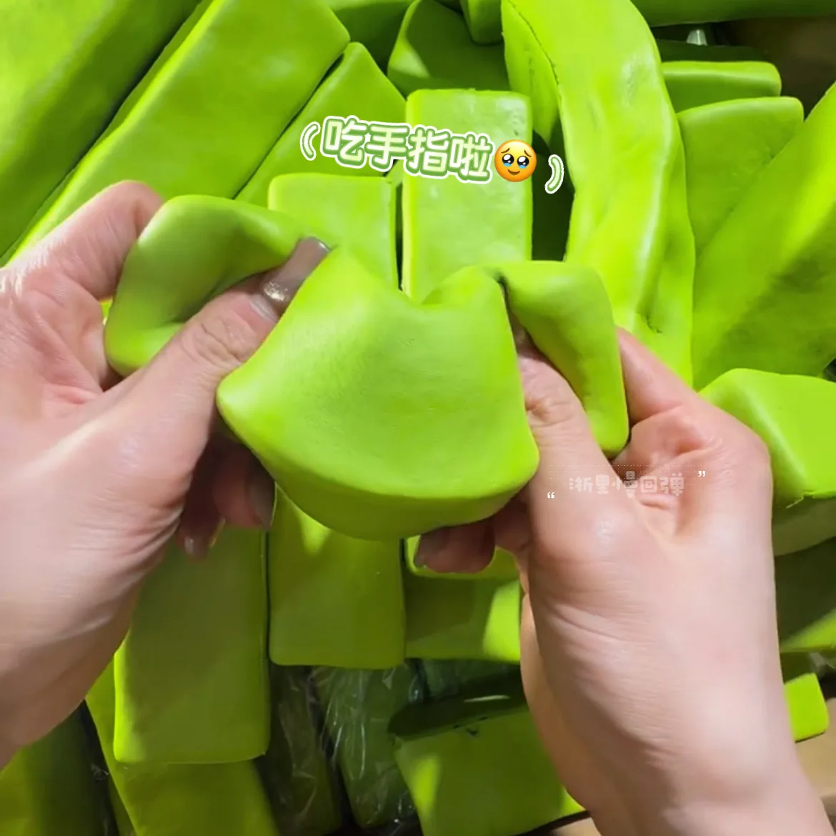 Simulado jasmim leite verde bolo squeeze brinquedo plutônio macio lento rebote escritório alívio do estresse brinquedo mão relaxar presente mole bolo fidget