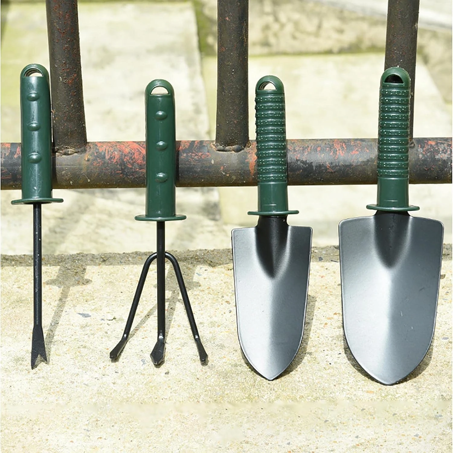 Perfect Christmas Gardening Gifts: High-Quality 4 Piece Stainless Steel Garden Tool Set Including Hand Trowel, Spade, Shovel, Cu - Image 6