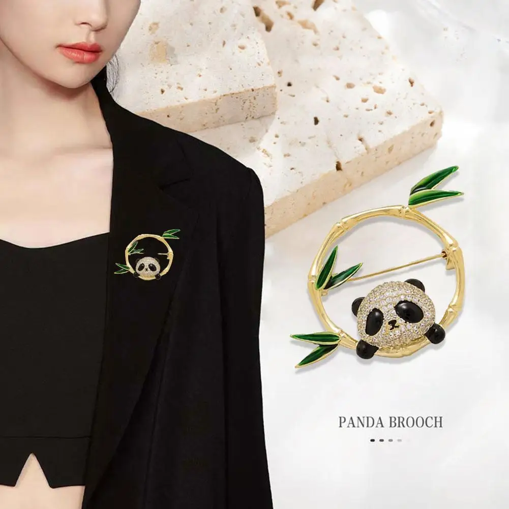 Cute Lovely Panda Bamboo Brooch For Women Girls Enamel Rhinestone Panda Pins Dress Hat Bag Suit Tie Accessories Jewelry Gif W9Z8