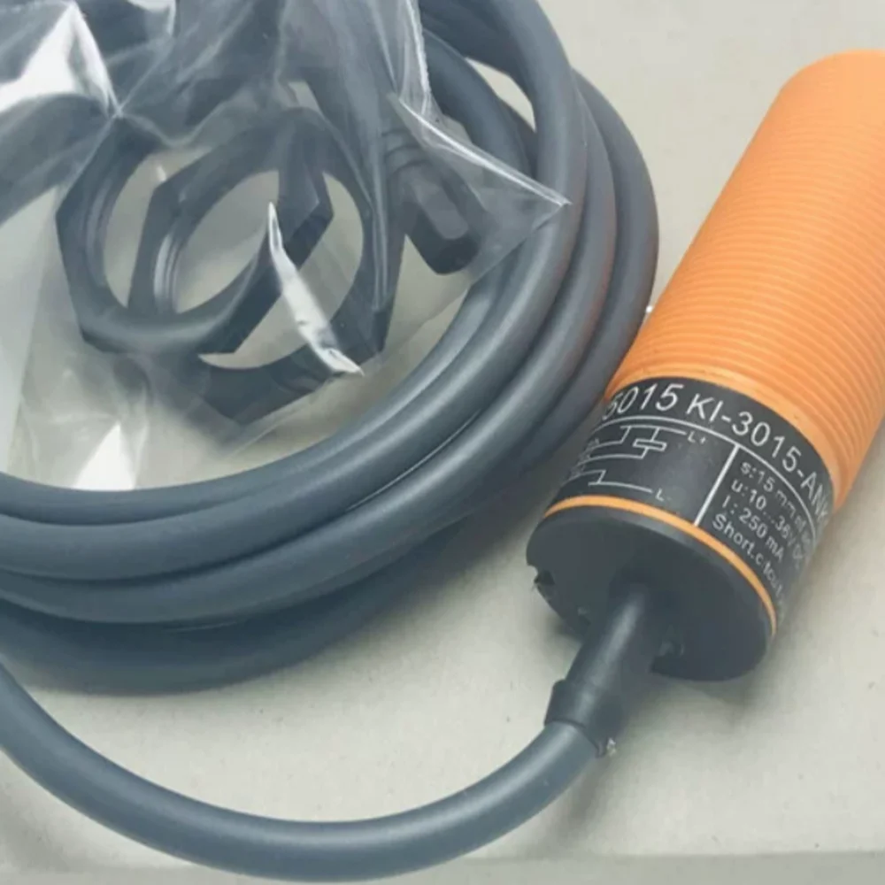 IFM Capacitive Proximity Switch KI5015 Three Wire Level Sensor KI-3015-ANKG/NI