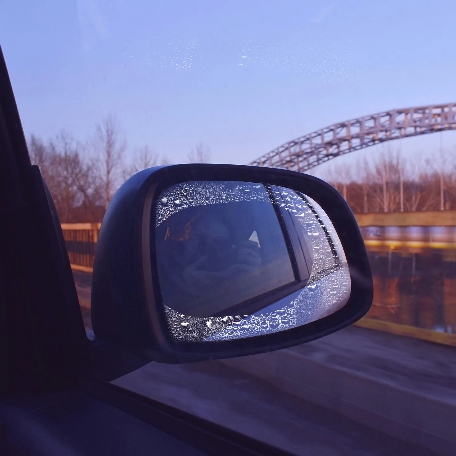 

2 шт. пленки для автомобильных зеркал заднего вида, антизапотевающая, водоотталкивающая защитная пленка для боковых зеркал, обеспечивающая четкую видимость в тумане