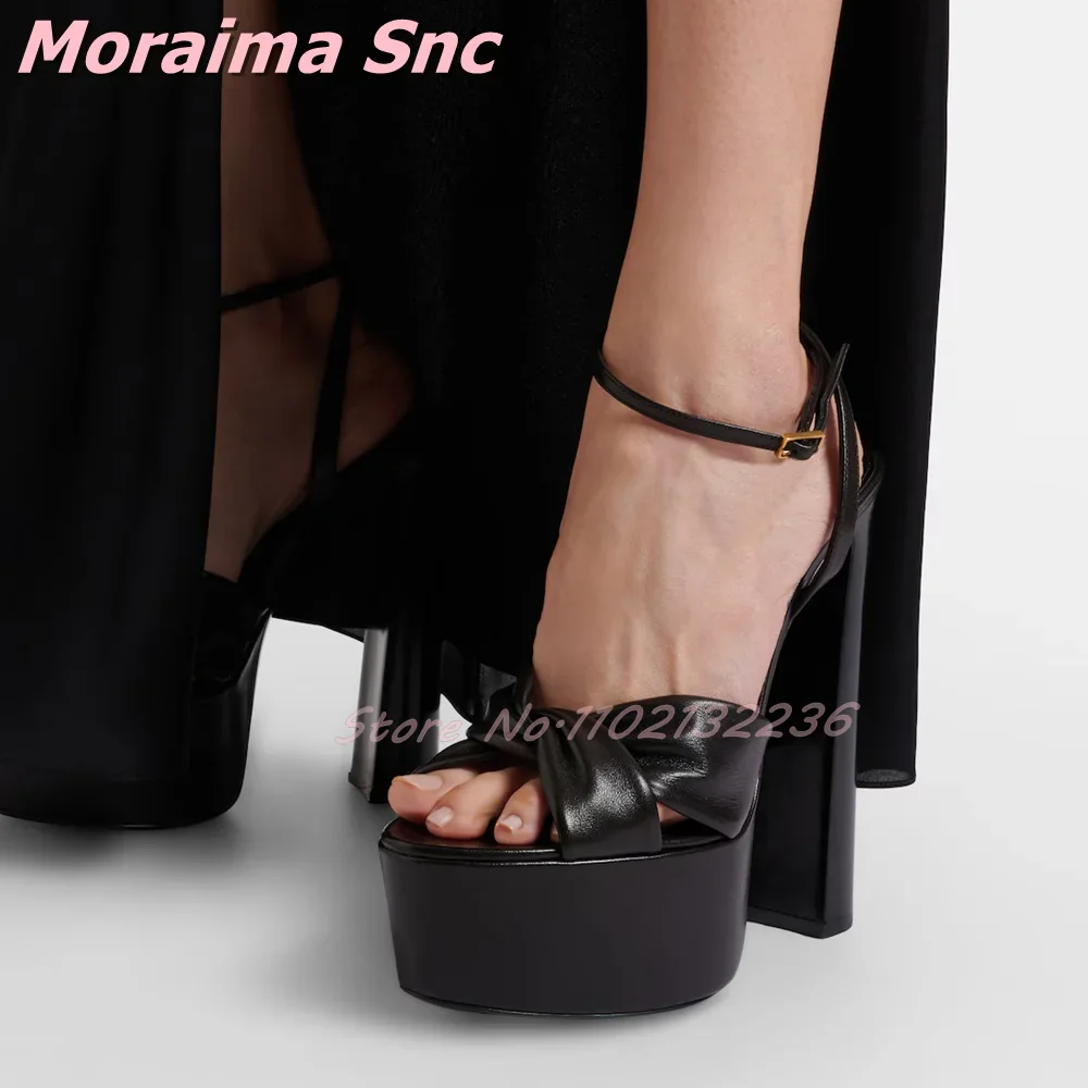 

Сандалии на платформе с перекрестными ремешками, квадратный высокий каблук, ремешок на щиколотке с пряжкой, круглый открытый носок, сексуальные модные женские туфли для лета