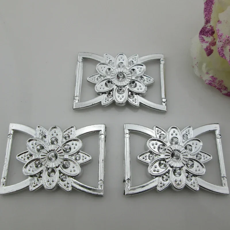 10pcs Flower Rhinestone Plastic Wedding Invitation Decorative Buckle 26mm