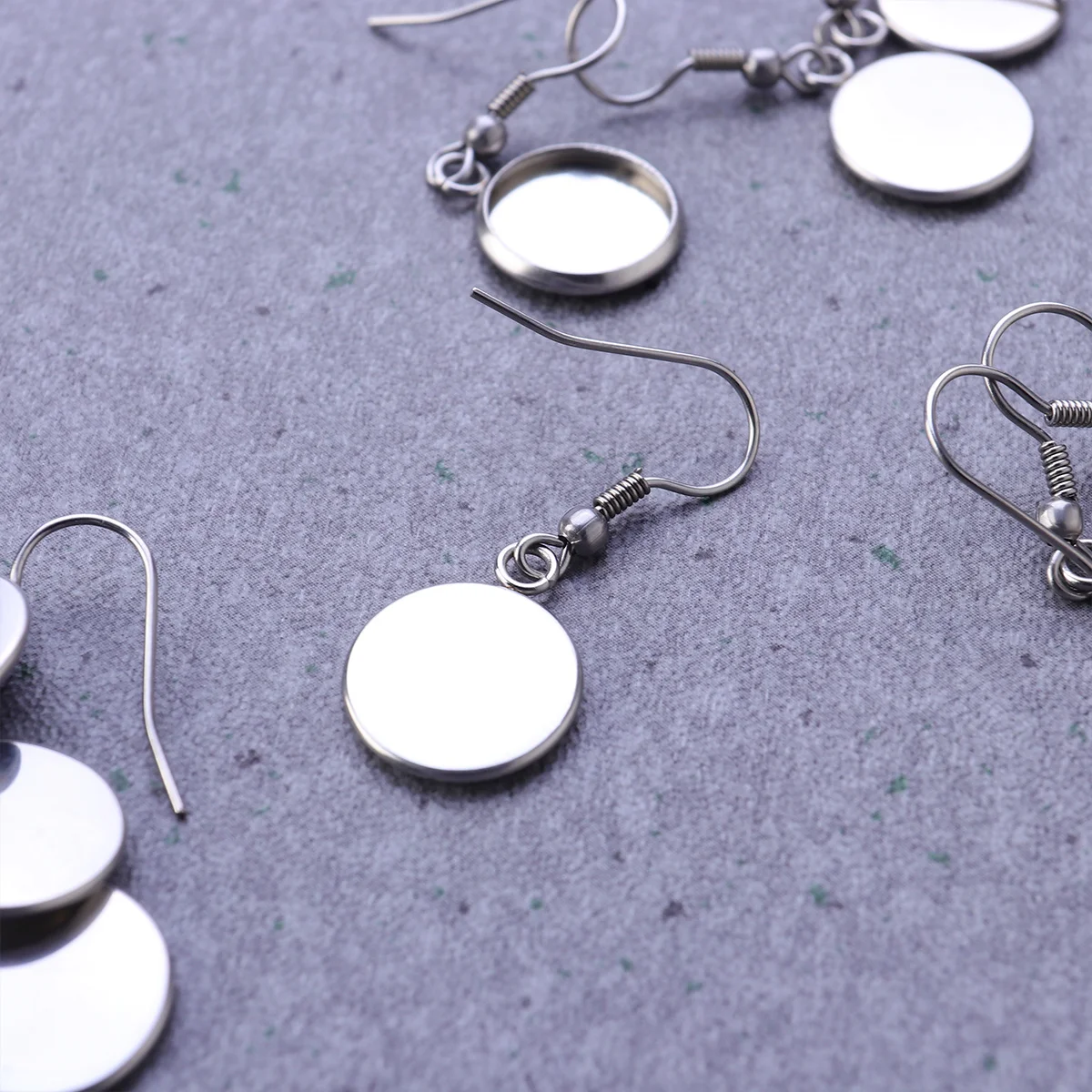 40 pcs Hook Ear Pad Stainless Steel Base For Time Glass Patch Diy Earring Kit Jewelry Dangler Supplies Party Banquet Gift