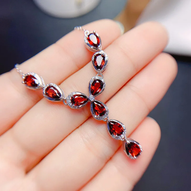 Elegant 925 Silver Garnet Necklace for Party 9 Pieces 4mm*6mm 3.6ct Natural Garnet Silver Necklace with 18K Gold Plating