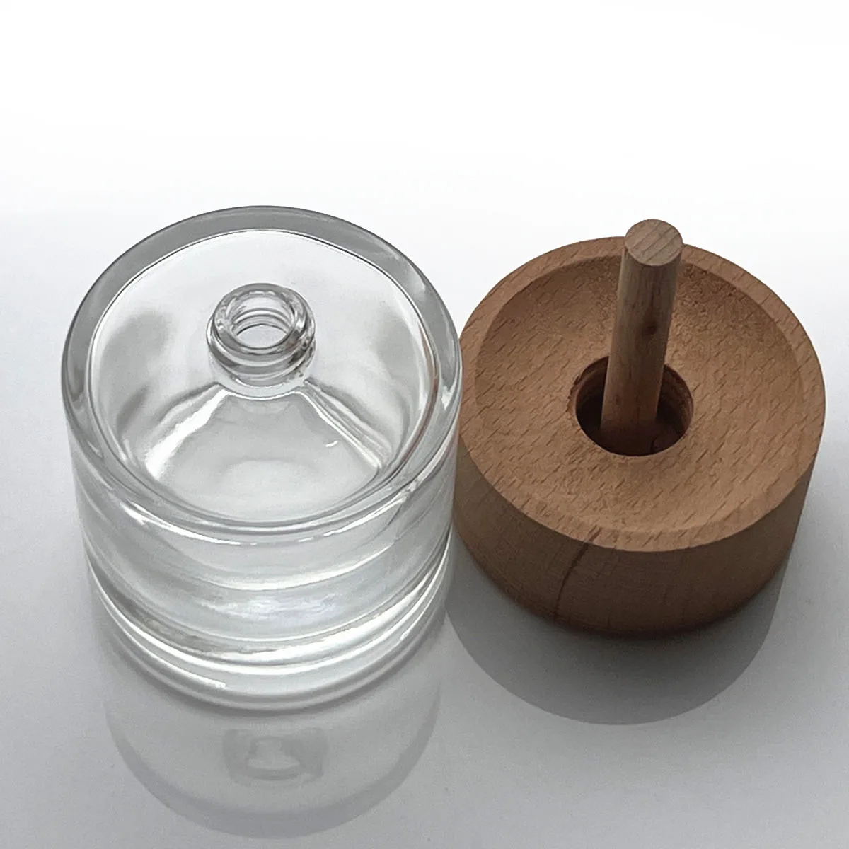 50ml Glass Aromatherapy Empty Bottle W/ Wooden Lid Home Fragrance Diffuser Travel Perfume Bottle Essential Oil Scent Decor Reed