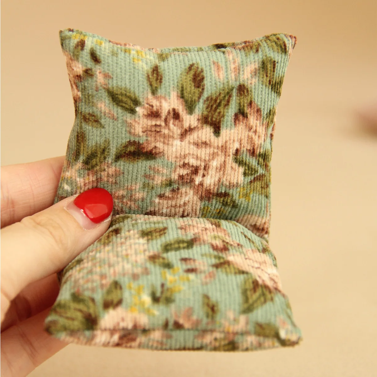 1:12 スケール BJD 人形ソファ OB11 ミニ怠惰な椅子、小さな人形用の柔らかい生地のリクライニング背もたれ付き