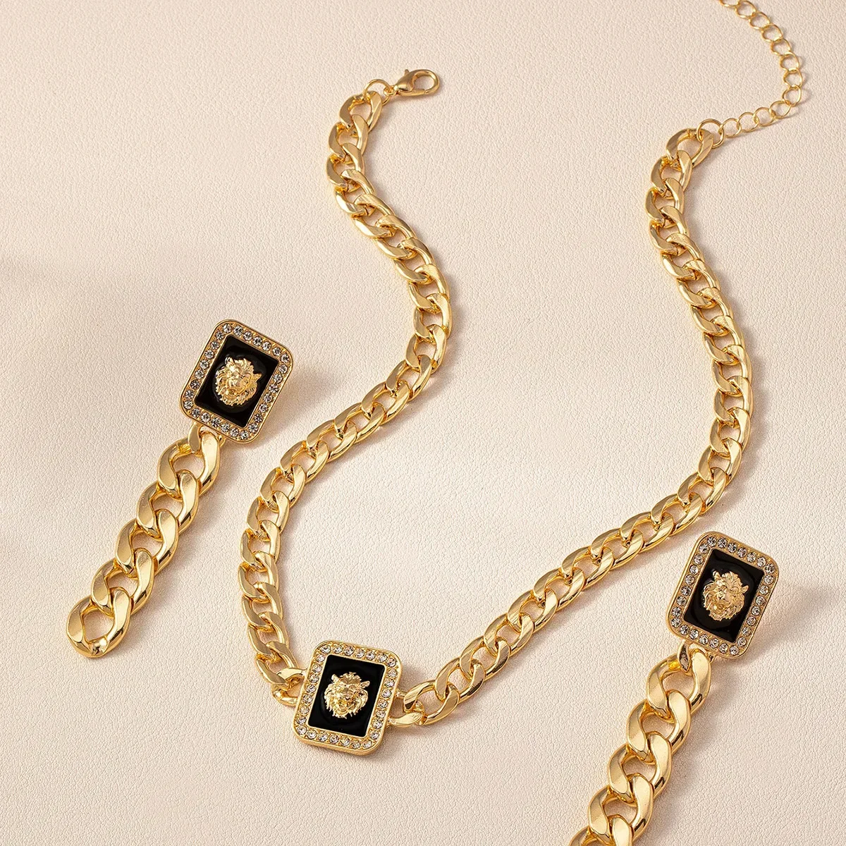 Retro Gold-plated Square Lion Head Earring Dangle for Women Punk Black Enamel Rhinestone Collarbone Chain Jewelry Set