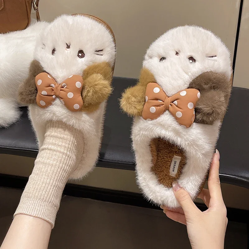 

Милые хлопковые пушистые тапочки с героями мультфильмов для женщин, домашние плюшевые тапочки с бантом, женские осенне-зимние нескользящие домашние шлепанцы на толстой подошве