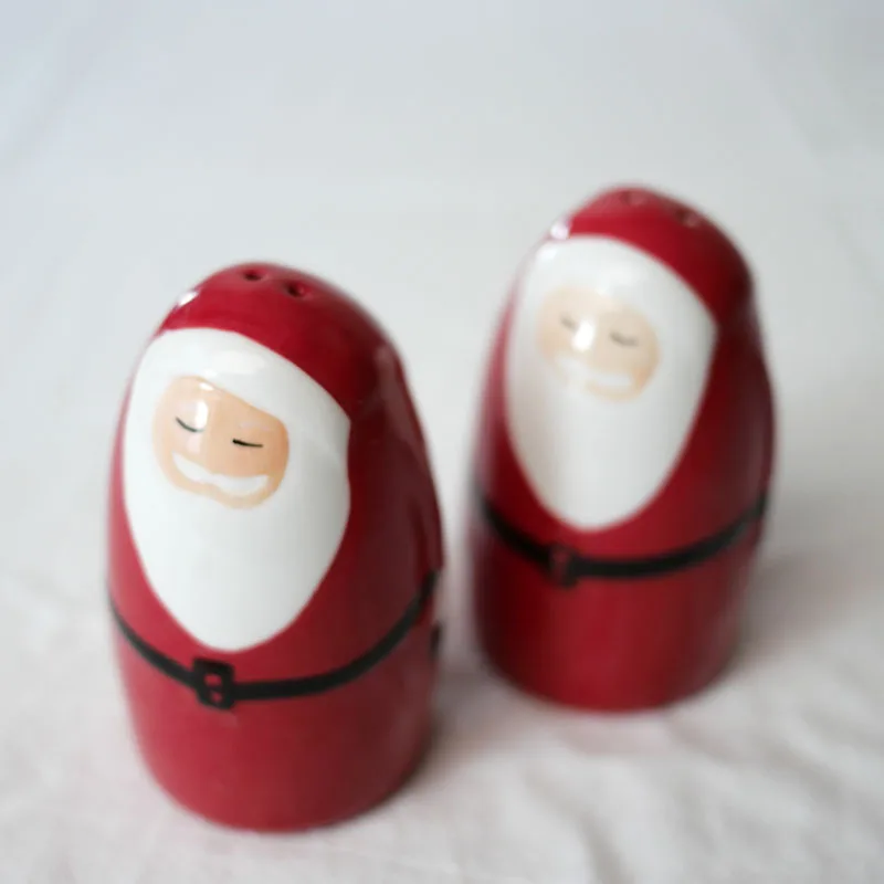 Santa Clause Seasoning Jar Ceramic Hand Painted Underglaze Color Christmas Cute Pepper Salt Shak