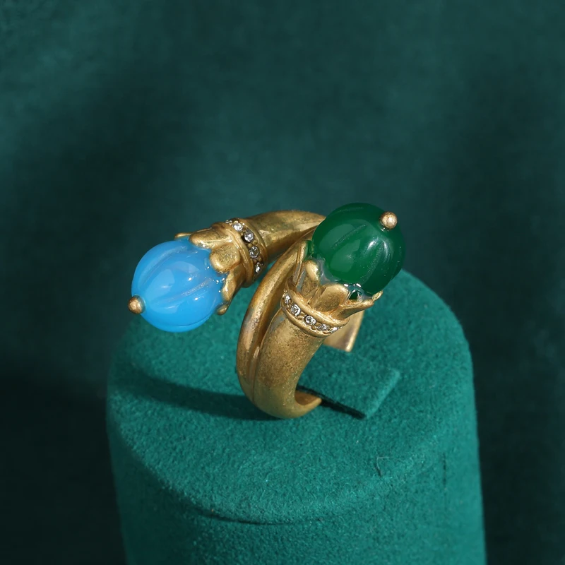 Vintage Artistic Natural Stone Decorative Ring | 18K Gold-Plated & Copper | Irregular Organic Shape Design