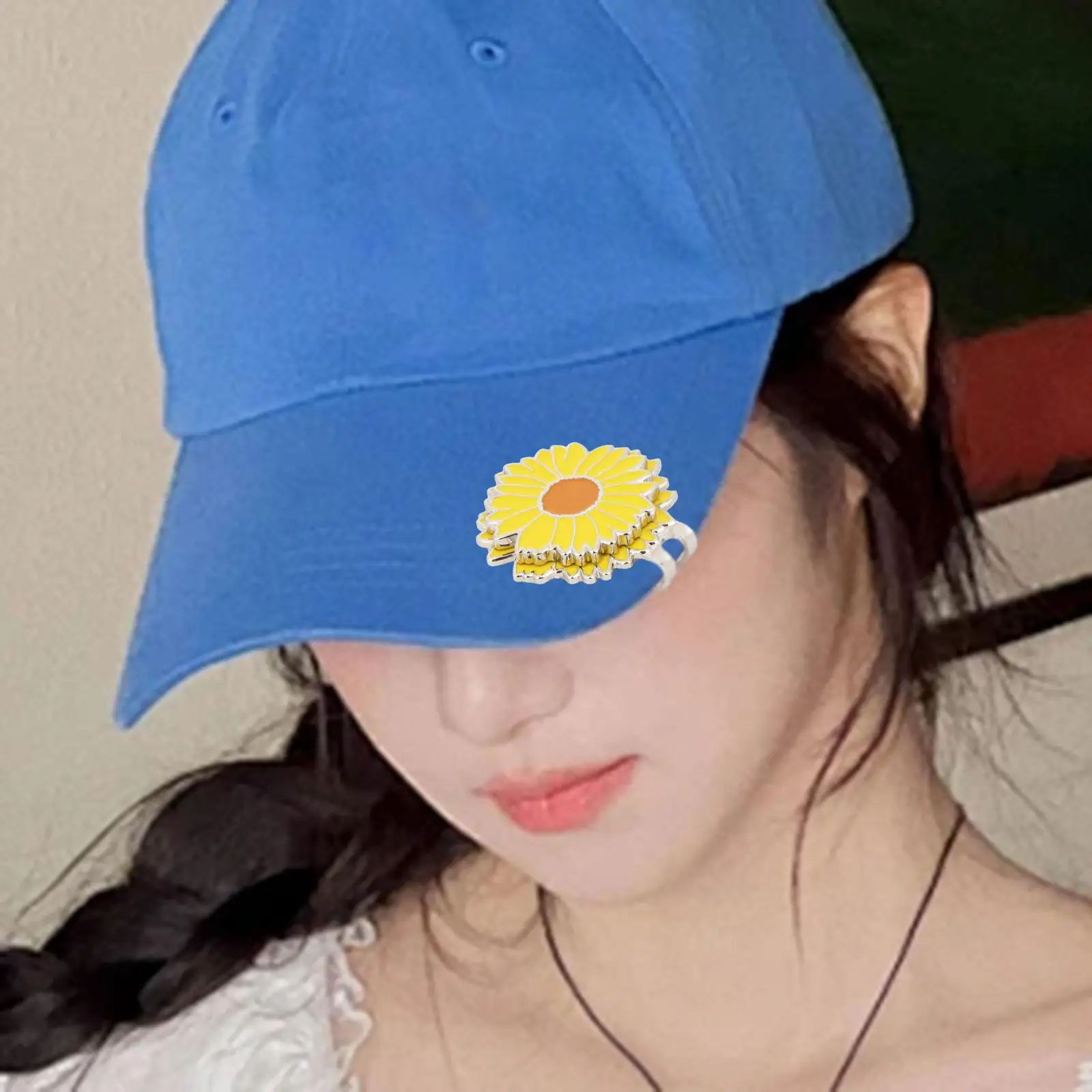 Golf Ball Marker Hat Clip Lightweight Mark Position Funny Professional Chrysanthemum Shape for Women Men Beginners Enthusiasts