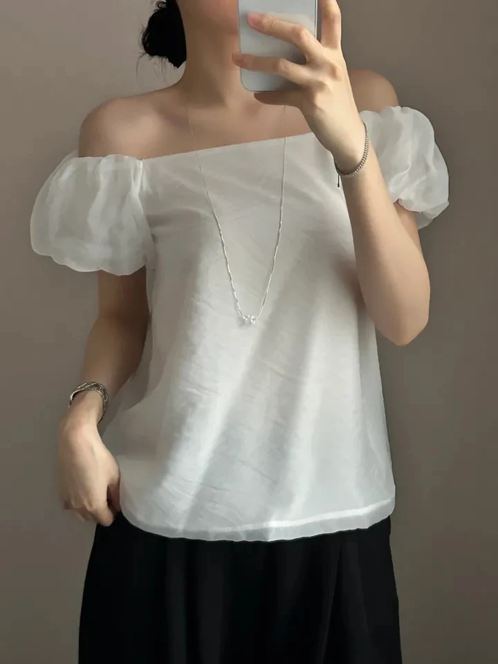 

Korean French Style Summer Top Chic Off Shoulder Chiffon Blouse with Bubble Sleeves Elegant One-Shoulder Shirt for Women