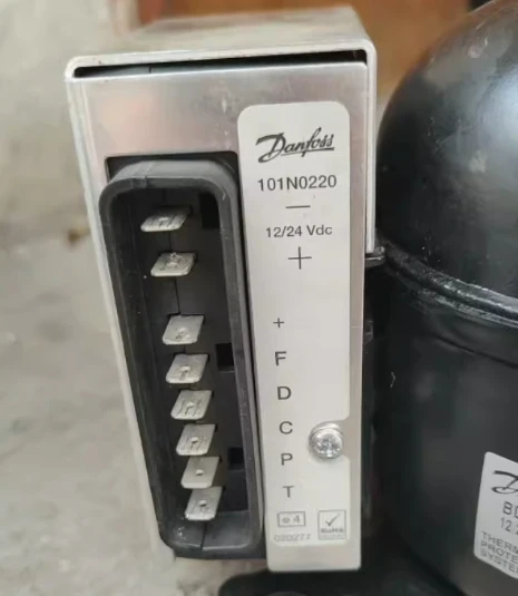 Compressor de Freqüência Variável para Danfoss Driver Module Original Entrega Rápida 101n0220 dc 12 v 24v