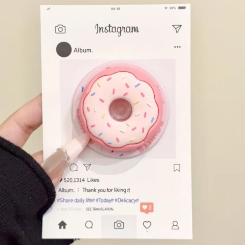 

Магнитный держатель-подставка Griptok Kawaii 3D в виде картофеля фри, яблока, пончика, дуриана из силикона для iPhone, Samsung, планшетов, Magsafe, Smart Tok.