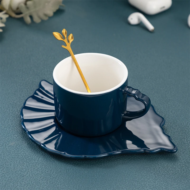 Nordic Creative Leaf Coffee Cup Saucer Set with Gold Rim Small Cute White Orange Green Blue Ceramic Cups and Saucers Lovely Gift