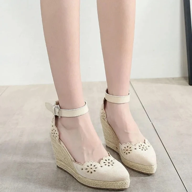 

Женская обувь на танкетке с вышивкой в стиле ретро, 2025 г., удобные женские туфли-эспадрильи на платформе с веревкой и щиколоткой