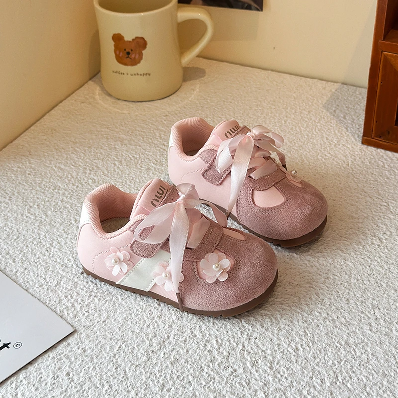 

Cute school flower girls' sports shoes 2025 new autumn anti slip all day comfortable children's silk belt shoelaces