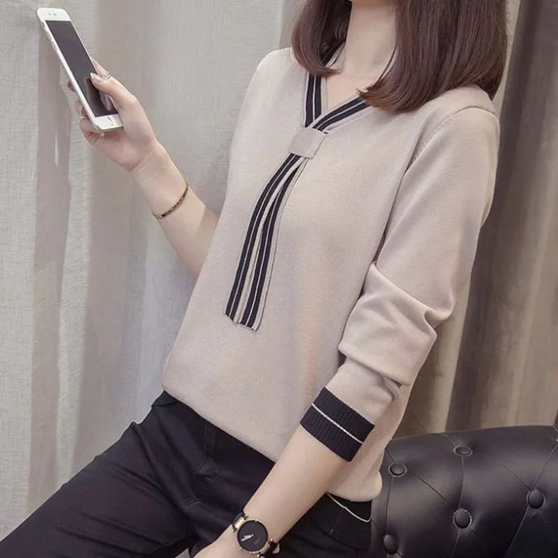 Elegant V-Neck Spliced All-match Lace Up Sweaters Women's Clothing 2022 Autumn New Oversized Casual Pullovers Loose Commute Tops