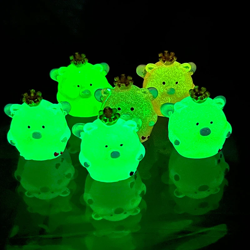 Mini Luminous Crown Piggy Car Ornaments Micro Landscape Decoration Dollhouse Ornaments DIY Desktop Decor Toy Gifts